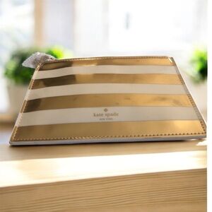 Kate Spade Cosmetic Bag Gold & White Bold Striped Gold Heart Logo & Zipp…